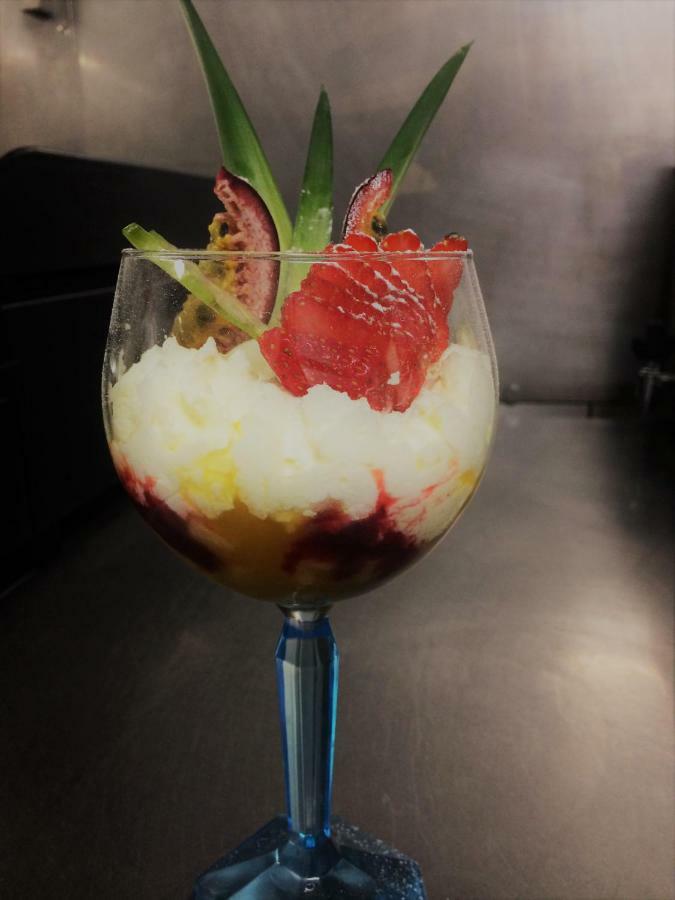 Hotel Restaurant Cousseau Parentis-en-Born Zewnętrze zdjęcie