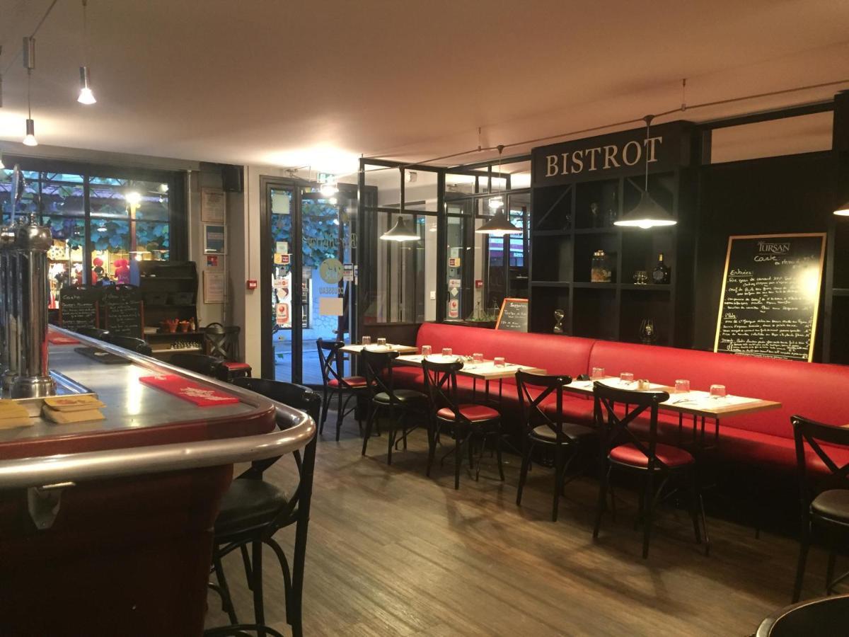 Hotel Restaurant Cousseau Parentis-en-Born Zewnętrze zdjęcie