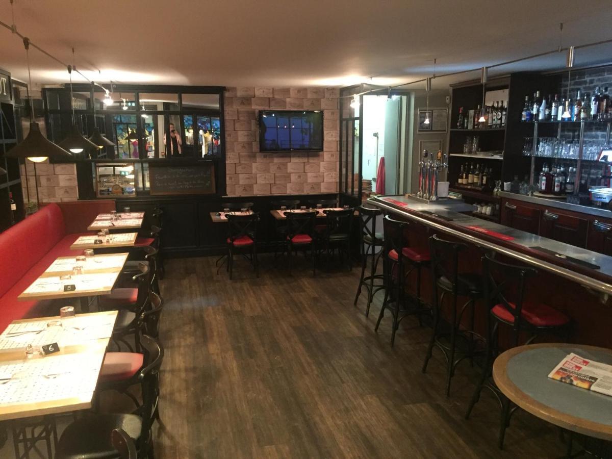 Hotel Restaurant Cousseau Parentis-en-Born Zewnętrze zdjęcie